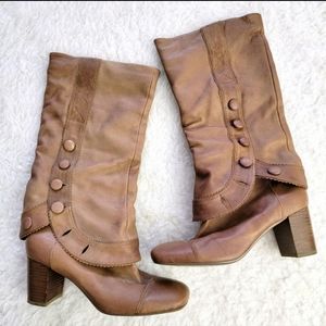 Poetic license boots size 8.5